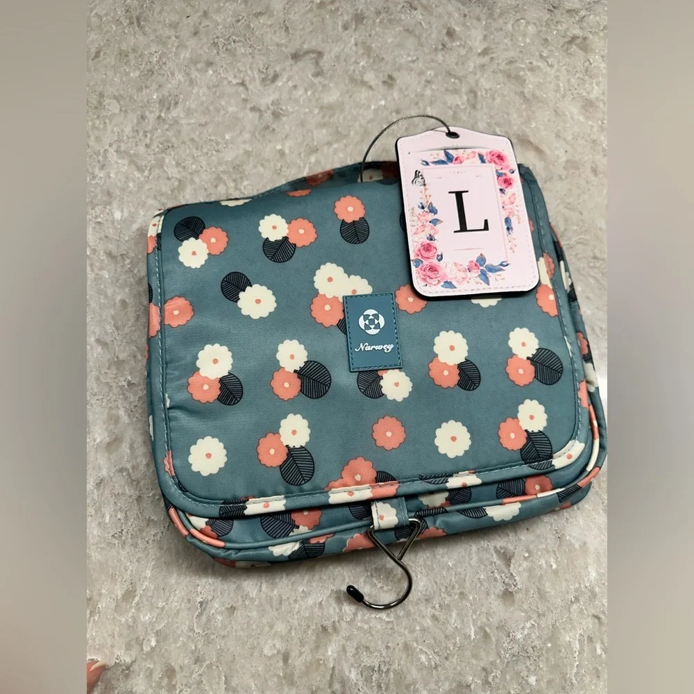 Narwey Toiletry Make-up Bag Hanging Organizer Zippered Compartments Flowers